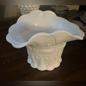 Vintage Kemple Lace & Dewdrop Pattern Milk Glass Ruffled Edge Planter Posy Vase